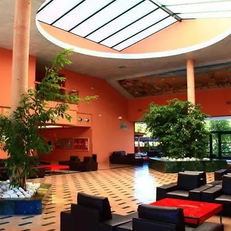 Ohtels Romana Hotel