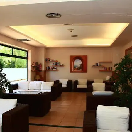 Ohtels Romana Σαλού