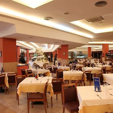 Ξενοδοχείο Ohtels Romana Σαλού