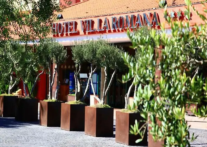 Ohtels Romana 酒店